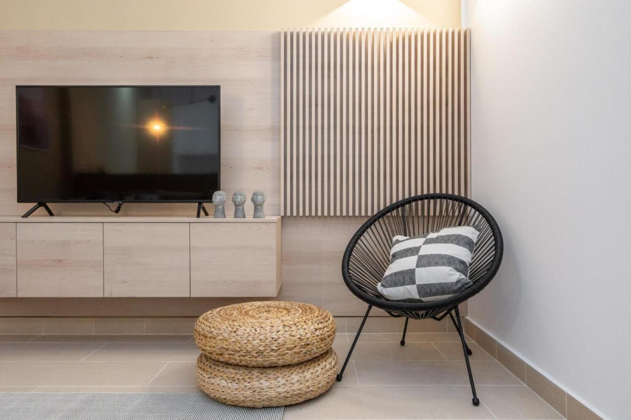Fabulous Apartament With View In Calea Victoriei Bukarest Exteriör bild
